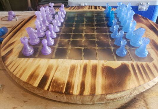 Resin chess set in wood